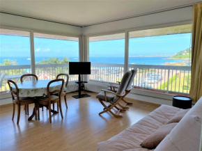 Appartement VUE SUR MER avec terrasse, plage de Trestraou à PERROS-GUIREC - Réf 960